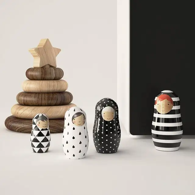 Black and white decor in the nursery Ikea Stuva 
